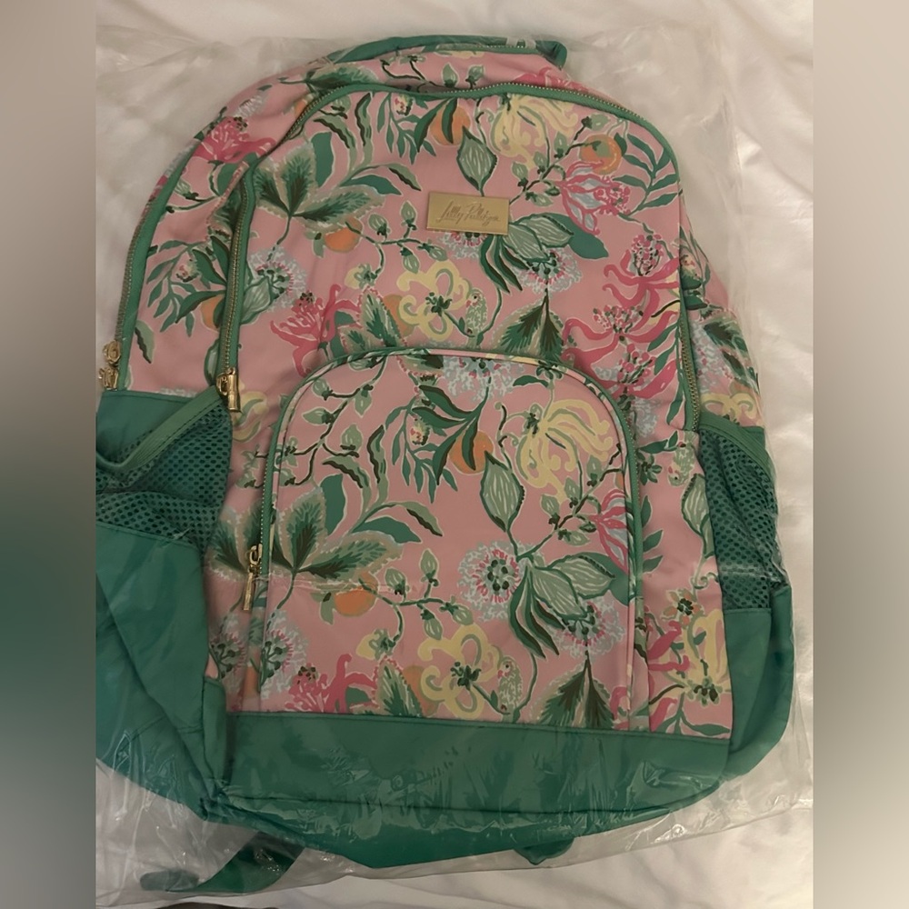 NWT LILLY PULITZER BACKPACK AMORE SPIRTZER ZIPS POCKETS ADJUSTABLE STRAPS